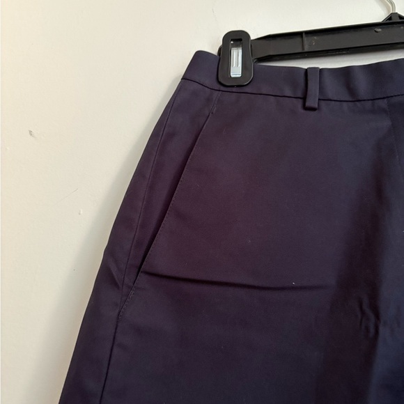 BROOKS BROTHERS ADVANTAGE CHINO SHORTS SIZE 2. inseam 5”  waist 28” - Picture 2 of 4
